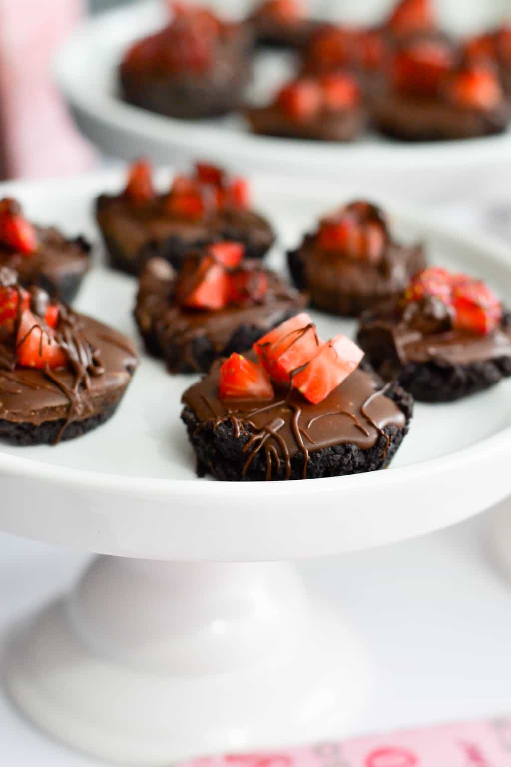 Easy Mini Chocolate Tarts That Are Sure To Please Your Crowd!